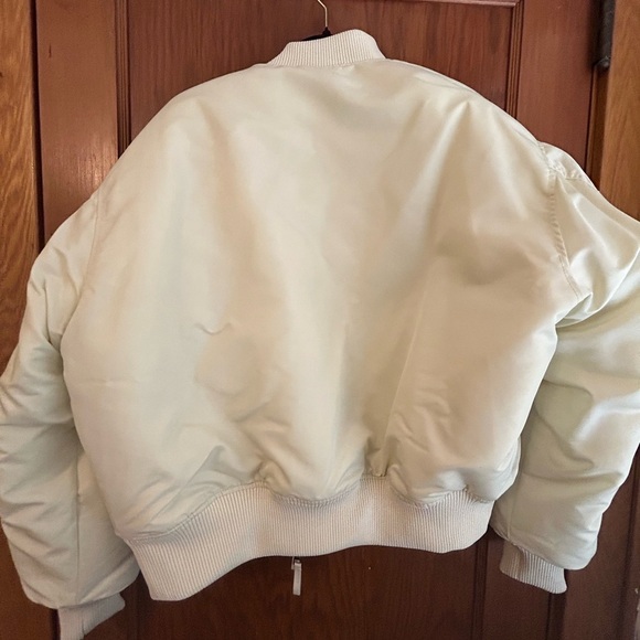Fabletics Oversized Bomber Jacket Size S - Picture 3 of 4